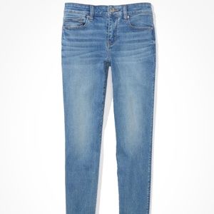 American Eagle Low-Rise Skinny Jean